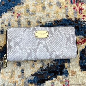 Michael Kors Silver grey Snake Print Wallet